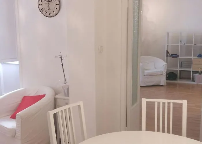 Magnifica In Centro *